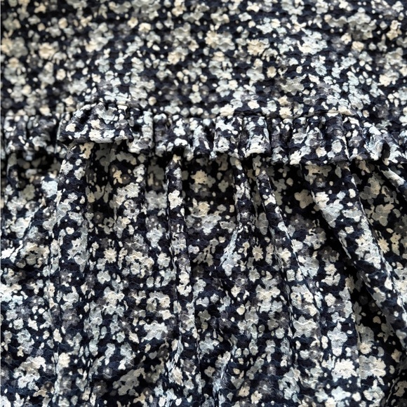 Michael Kors Navy Floral Blouse Long Sleeve Bell Style with Ruffles - Picture 7 of 8